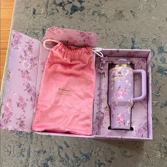Stanley x Loveshackfancy 40oz Tumbler- Purple Floral - Picture 2 of 6